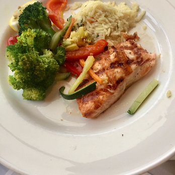 Peohe's - The grilled salmon - Seafood Near Me - Coronado, California