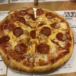 Joe's Pizza - Personal Pepperoni Pizza