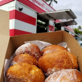 Leonard's Bakery Malasadamobile - Six (plain) classic malasadas - Food Trucks Near Me - Honolulu, Hawaii