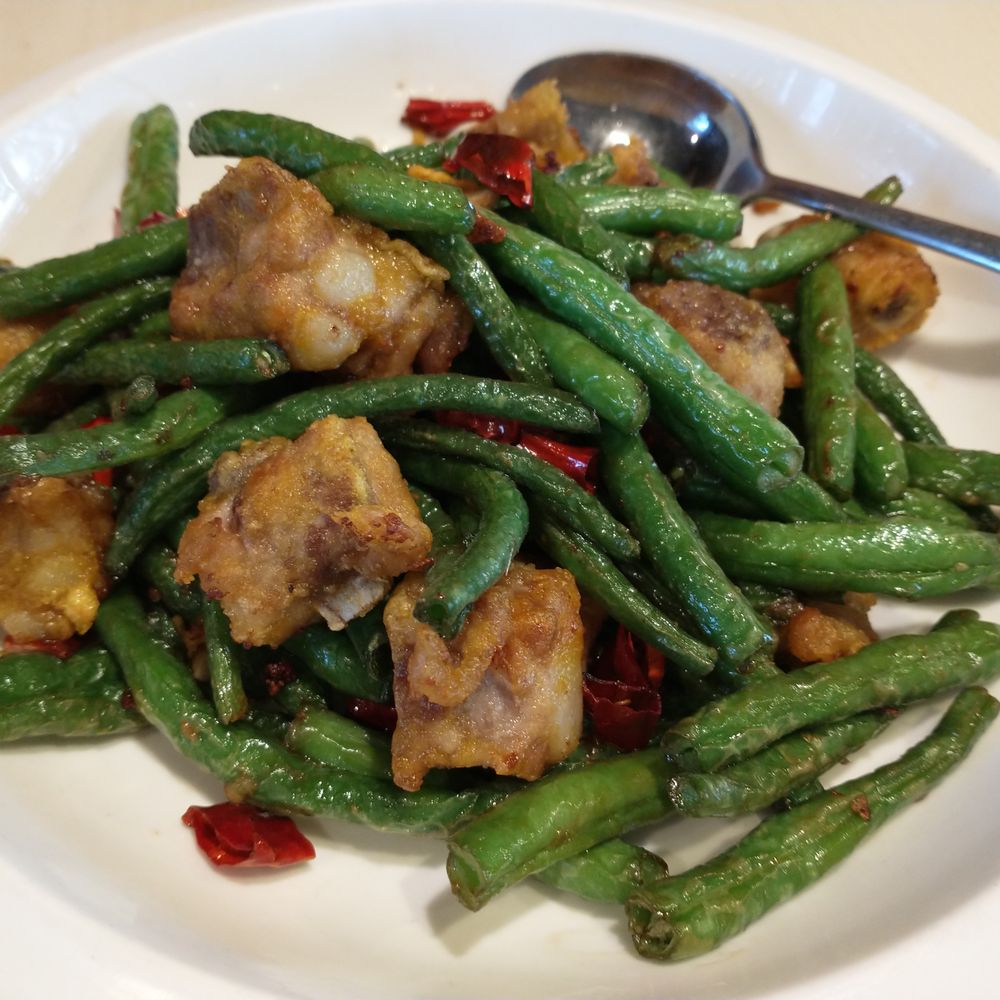 Lulu's Kitchen - Pork ribs chef special sauce - Szechuan Near Me - Dublin, California