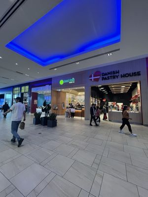 Hillcrest Mall by null