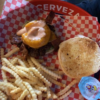 Davanza's - Burger - Pizza Near Me - Park City, Utah