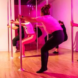 Studio Goddess - Pole dance class at Studio Goddess