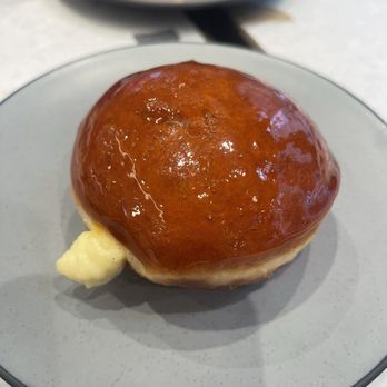 Siena Bakehouse - Creme brûlée doughnut - Bakeries Near Me - New York, New York Siena Bakehouse - Creme brûlée doughnut - Bakeries Near Me - New York, New York