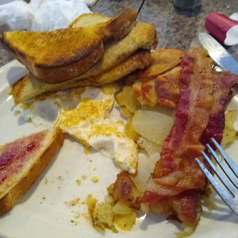 Chris' Family Restaurant - New American Near Me - Allentown, Pennsylvania