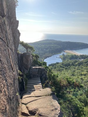 Beehive Trail by null