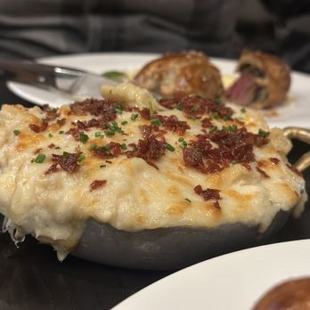 Gordon Ramsay Hell's Kitchen - Mac & cheese - Steakhouses Near Me - Stateline, Nevada