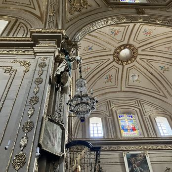 Basílica de Nuestra Señora de la Soledad - Churches Near Me - Oaxaca, OAX