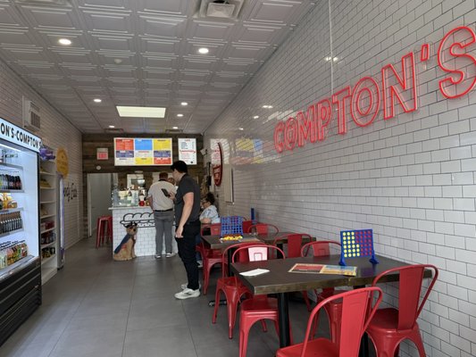 COMPTON’S by null