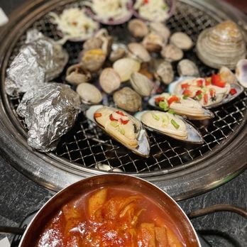 Burnin' Shell - Seafood Near Me - Los Angeles, California Burnin' Shell - Seafood Near Me - Los Angeles, California