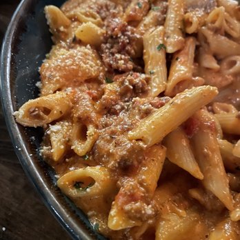 Saviano's Italian Kitchen - Penne a la vodka - Italian Near Me - Euless, Texas Saviano's Italian Kitchen - Penne a la vodka - Italian Near Me - Euless, Texas