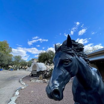 Tanque Verde Guest Ranch - Hotels Near Me - Tucson, Arizona