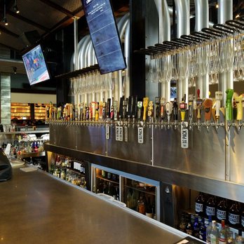Yard House - Bars Near Me - Westlake, Ohio