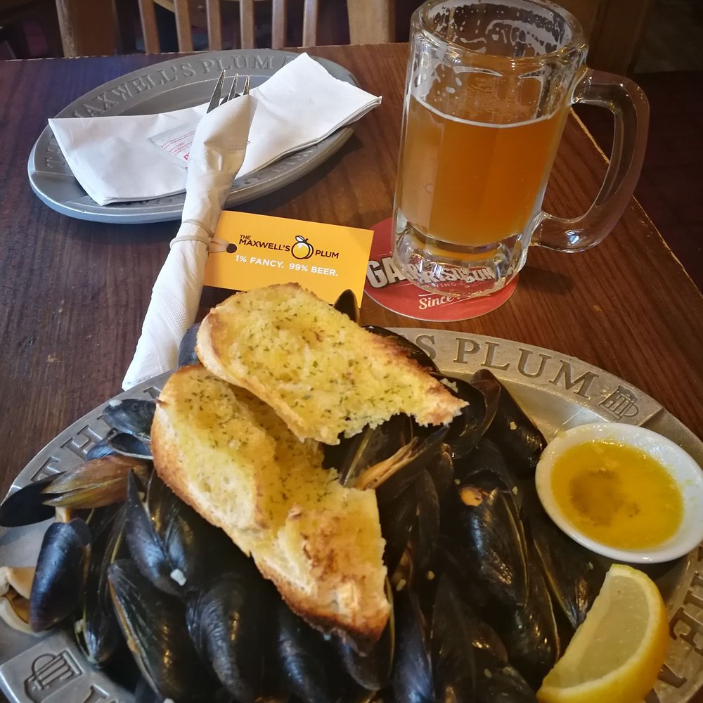 Big plate of mussels for less than 5$! Big plate of mussels for less than 5$!