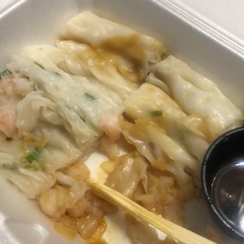 Big Fun Cafe - Shrimp rice roll...see how it breaks apart into little pieces. Good rice roll is smooth and does not fall apart like that. - Cantonese Near Me - Quincy, Massachusetts Big Fun Cafe - Shrimp rice roll...see how it breaks apart into little pieces. Good rice roll is smooth and does not fall apart like that. - Cantonese Near Me - Quincy, Massachusetts