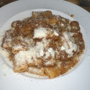 Fumo - Rigatoni Bolognese - Italian Near Me - New York, New York Fumo - Rigatoni Bolognese - Italian Near Me - New York, New York