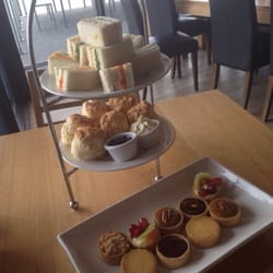 Degani Bakery Cranbourne Nth - High tea