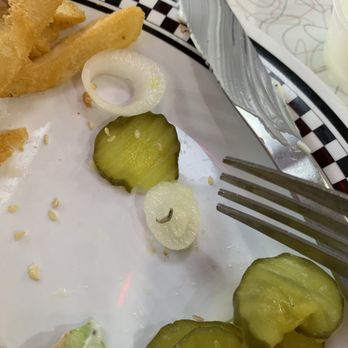 Penny's Diner - Pennies special burger , came with a LIVE WORM ! - Diners Near Me - Dexter, Missouri