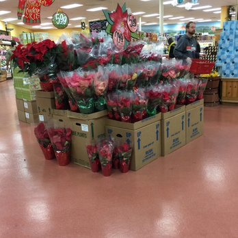 Trader Joe's - Grocery Near Me - Woodland Hills, California