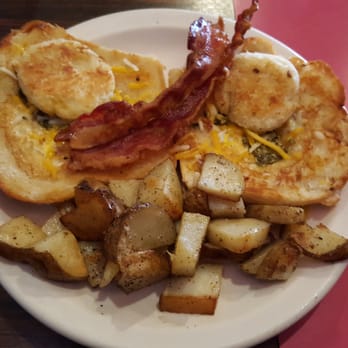 Arturo's Underground Cafe - Texas eggs in a basket! - Cafes Near Me - Austin, Texas Arturo's Underground Cafe - Texas eggs in a basket! - Cafes Near Me - Austin, Texas