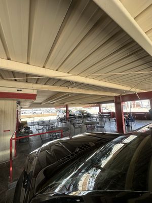 Hi-D-Ho Drive In by null