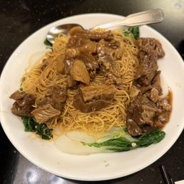Beef stew lo mein Beef stew lo mein