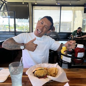 Skip's Kitchen - Approved! - Burgers Near Me - Carmichael, California