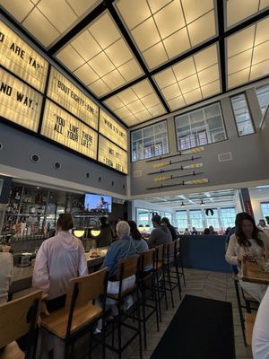 Robert's Maine Grill by null