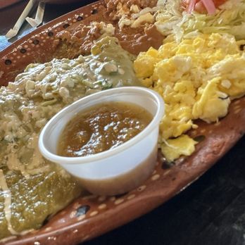 Del Cielo Tamales - Chilaquiles with salsa verde - Mexican Near Me - Tucson, Arizona