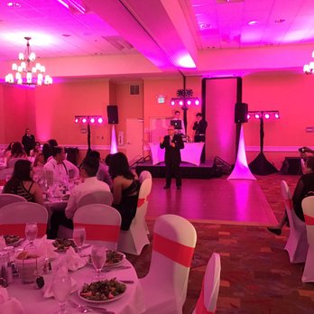 Beau Paulsen Entertainment - DJs Near Me