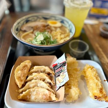 Marugame Udon - Gyoza, shrimp & egg tempura - Japanese Near Me - Honolulu, Hawaii