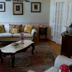 Villa of Kings & Queens of Delray Inc - Living Room