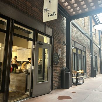 Henry & The Fish - Outdoor seating and a cute little alleyway - Coffee & Tea Near Me - Santa Fe, New Mexico