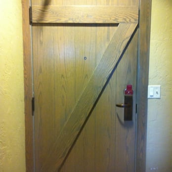 Temecula Creek Inn - Front door - Golf Near Me - Temecula, California