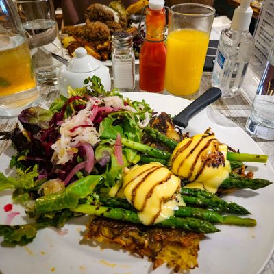 Dirty Food Eatery by null