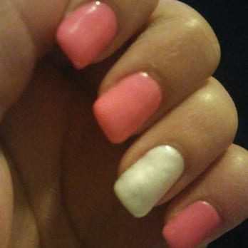 Happiness Nail - Worst gel many, wish the picture captured the skin tear she gave me on my pinky - Nail Salons Near Me - Highland, California Happiness Nail - Worst gel many, wish the picture captured the skin tear she gave me on my pinky - Nail Salons Near Me - Highland, California