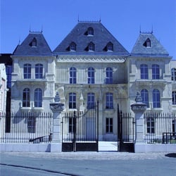 Maison des Cinématographies Méditerranéennes - Château de La Buzine