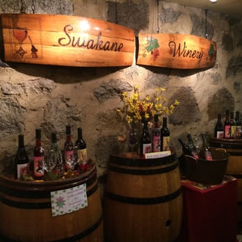 WooHoo Winery - Wine Tasting Room Near Me - Leavenworth, Washington WooHoo Winery - Wine Tasting Room Near Me - Leavenworth, Washington