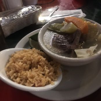 La Barca Restaurant - Caldo de res 10/2019 - Mexican Near Me - Los Angeles, California La Barca Restaurant - Caldo de res 10/2019 - Mexican Near Me - Los Angeles, California