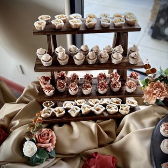 Baking Spirits Bright - Custom Cakes Near Me