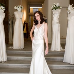 Hanna Hartnell - Hartnell gowns have a '20's silhouette...simple, elegant, subtly seductively low backs and bias cuts enhance your body.