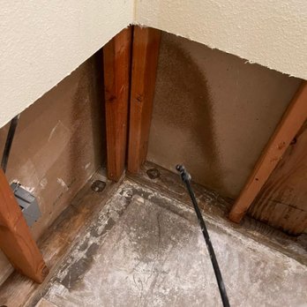 Coast Line Restoration - Finishing up mold remediation - Damage Restoration Near Me Coast Line Restoration - Finishing up mold remediation - Damage Restoration Near Me