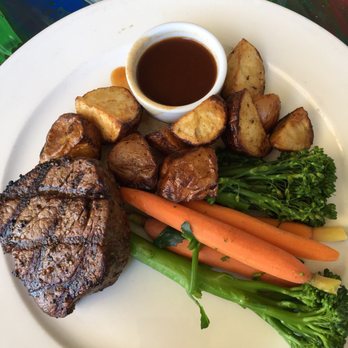Geoffrey's Malibu - Perfectly cooked steak! - Seafood Near Me - Malibu, California Geoffrey's Malibu - Perfectly cooked steak! - Seafood Near Me - Malibu, California