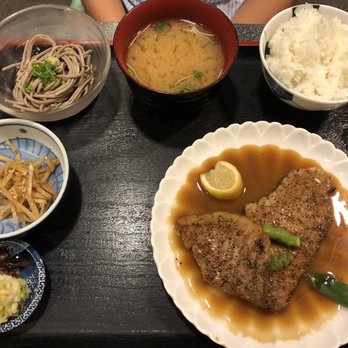 Yohei Sushi Restaurant - Grilled Ahi(tuna) steak combo - Sushi Bars Near Me - Honolulu, Hawaii
