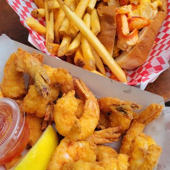 Yankee Lobster - Shrimp Appetizer ($15) and Hot Butter Lobster Roll ($37) - Seafood Markets Near Me - Boston, Massachusetts