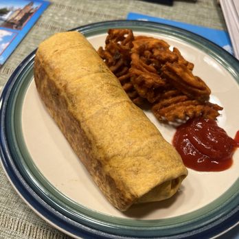 Devlin's - BRUNCH PIRI PIRI CHICKEN WRAP - American Near Me - Brighton, Massachusetts