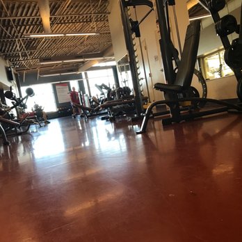 Mukwonago YMCA - Free weights room - Summer Camps Near Me - Mukwonago, Wisconsin