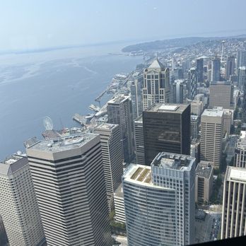 Sky View Observatory - Came in on a Smokey day - Observatories Near Me - Seattle, Washington Sky View Observatory - Came in on a Smokey day - Observatories Near Me - Seattle, Washington