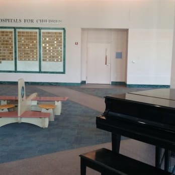 Shriners Children's - Grand piano in lobby (and Wall of Donors), fantastic! - Hospitals Near Me - Sacramento, California Shriners Children's - Grand piano in lobby (and Wall of Donors), fantastic! - Hospitals Near Me - Sacramento, California
