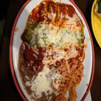 Tomasita's Albuquerque - Super Combination plate - New Mexican Cuisine Near Me - Albuquerque, New Mexico Tomasita's Albuquerque - Super Combination plate - New Mexican Cuisine Near Me - Albuquerque, New Mexico